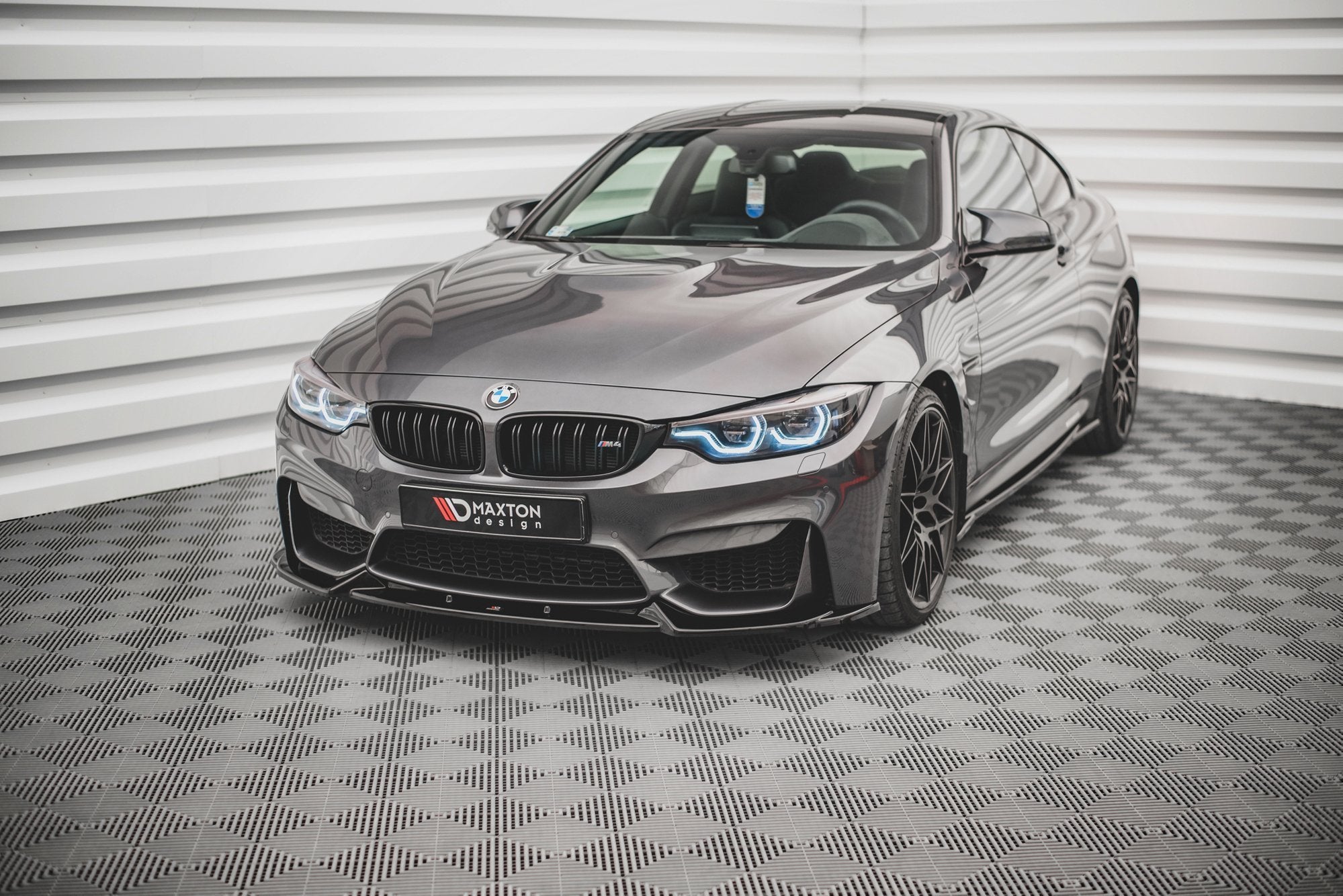 Maxton Design Frontspoiler BMW M4 F82 / Competition / CS / F83