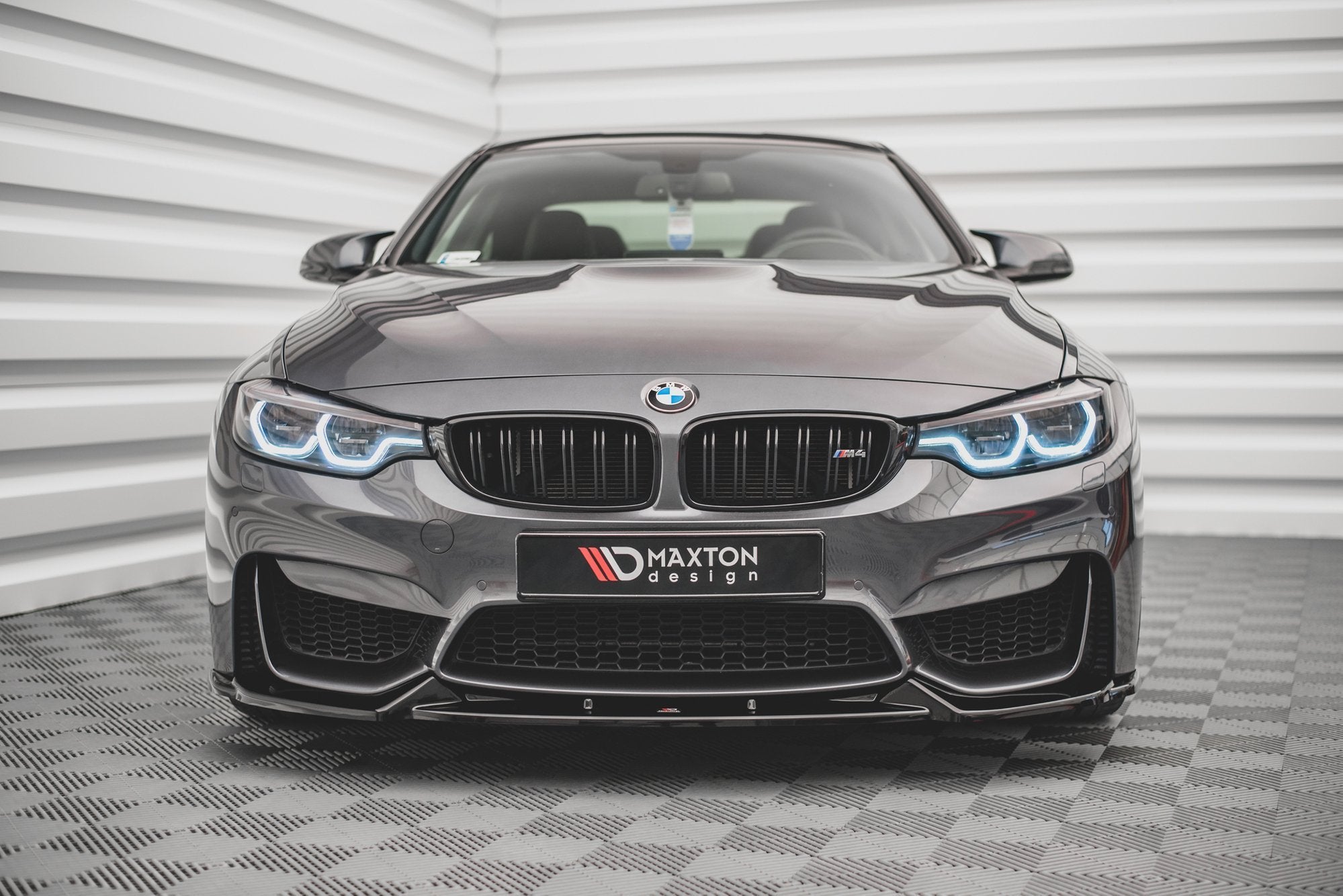 Maxton Design Frontspoiler BMW M4 F82 / Competition / CS / F83