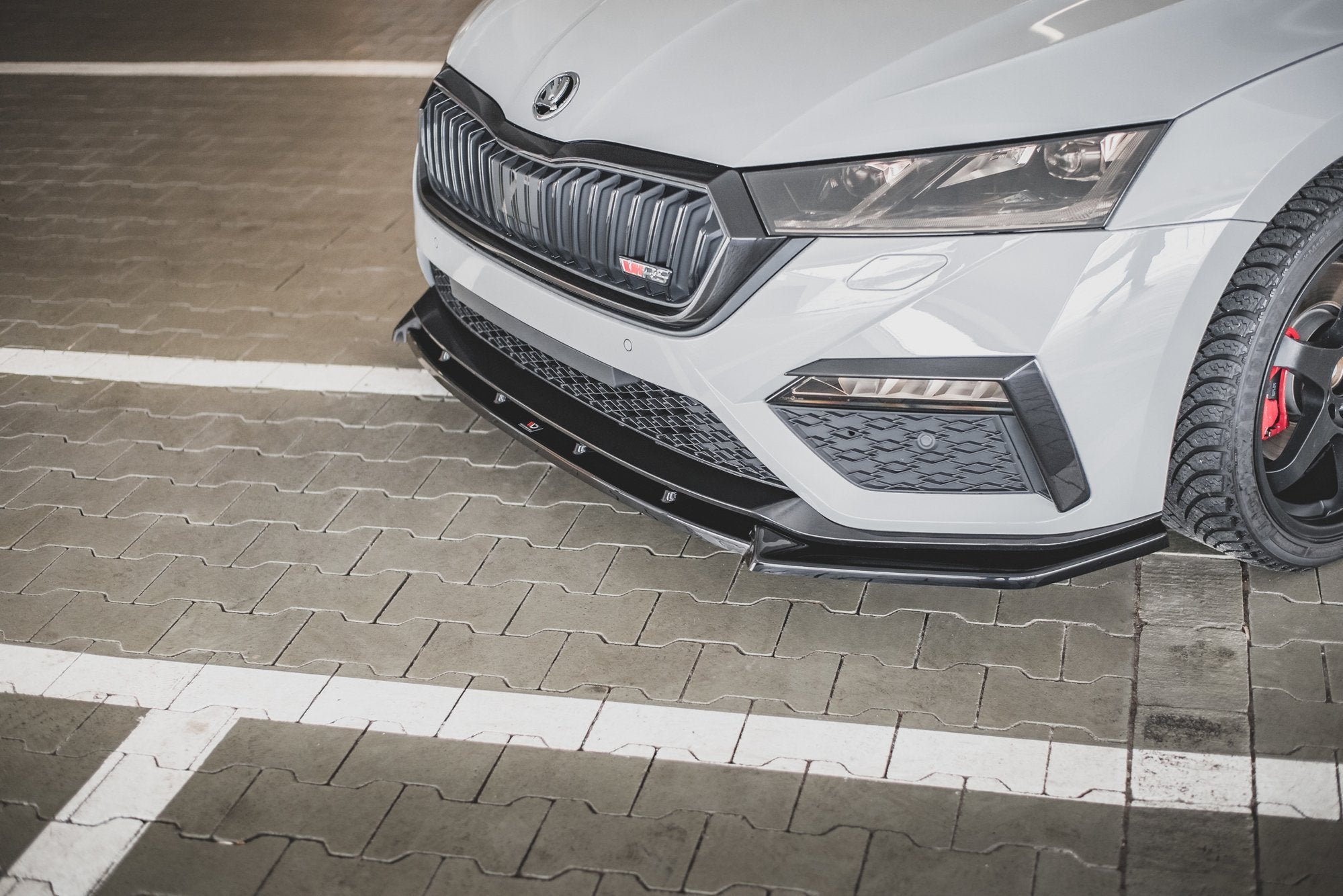 Maxton Design Frontspoiler V.1 | Skoda Octavia RS MK4 2020-