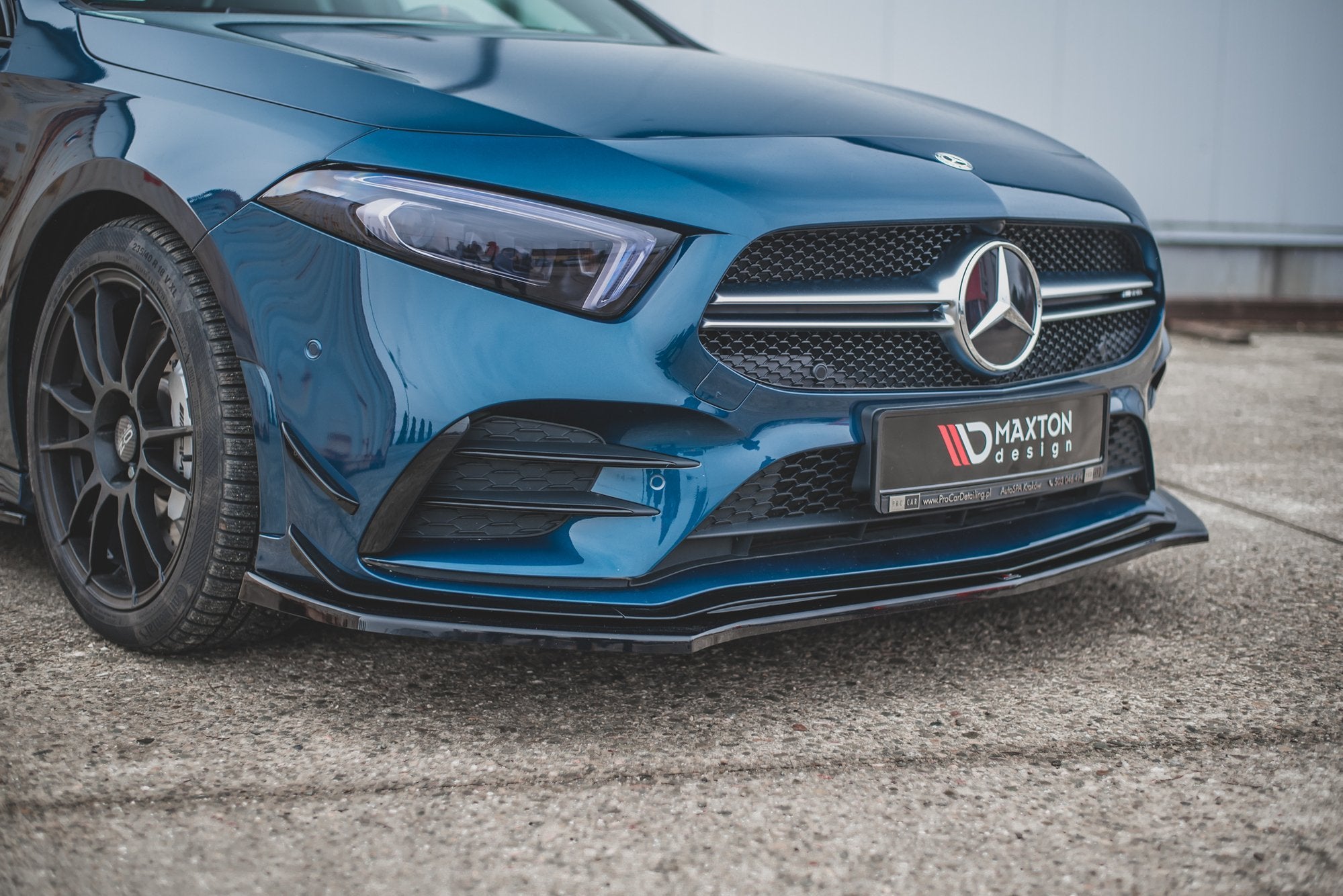 Maxton Design Frontspoiler V.2 | Mercedes A35 AMG Aero W177