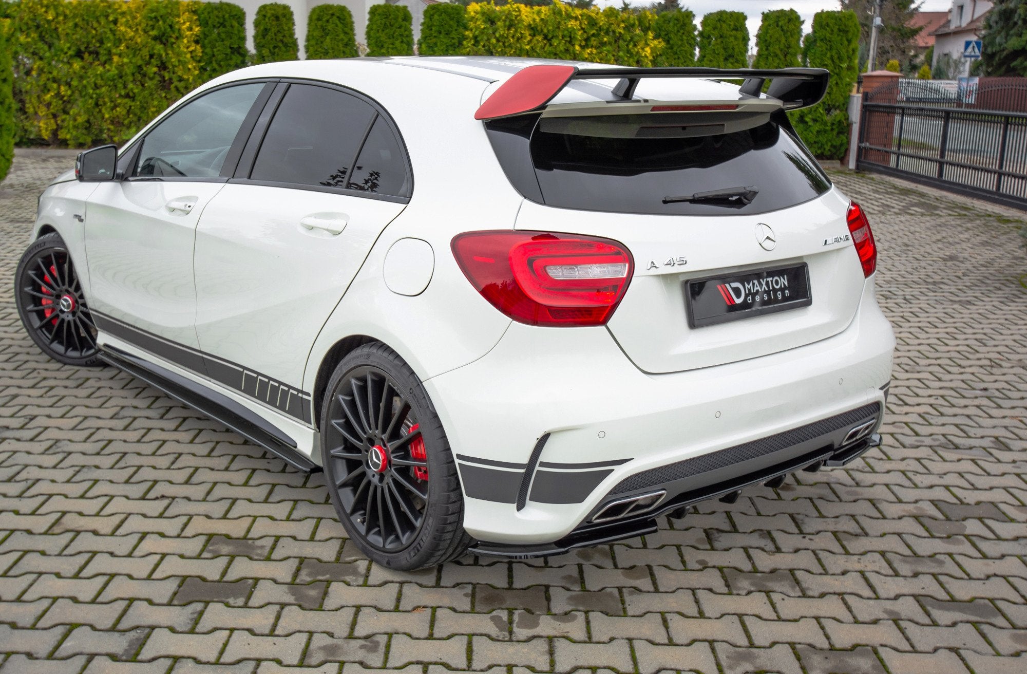 Maxton Design Heckdiffusor Seitenteile (FLAPS) | Mercedes A45 AMG W176